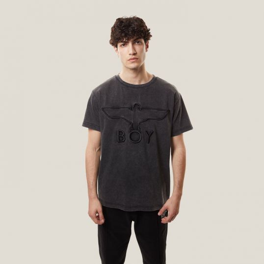 BOY    EAGLE 3D EMB T 恤 - 水洗黑色